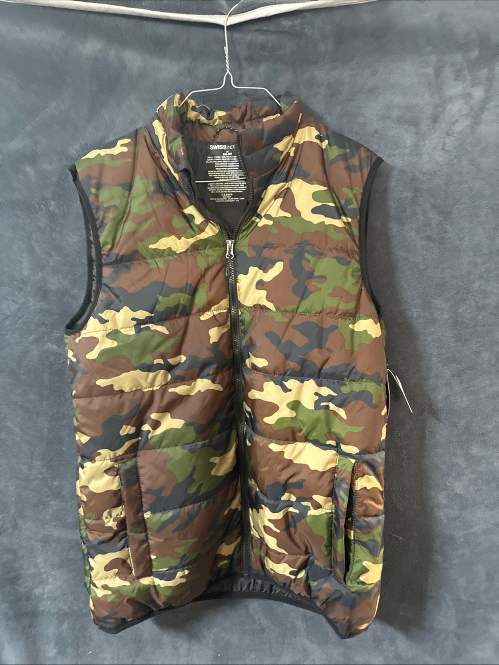 Swiss Tech Camouflage Quilted Vest in Green/Brown/Tan